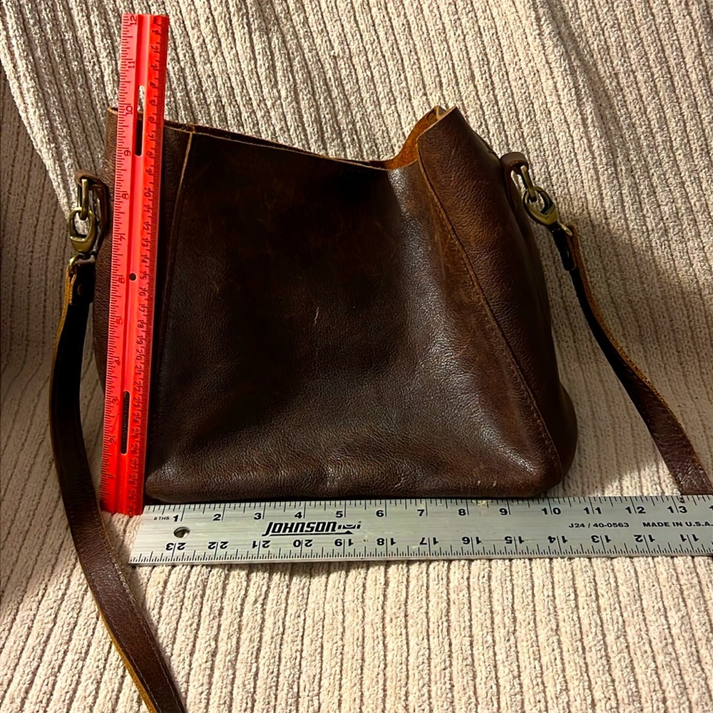 Great Portland Leather bag.  I've used a few times, in excellent condition.